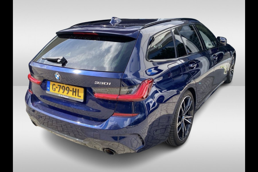 BMW 3 Serie Touring 330i High Executive Ed. M Sport / Trekhaak / Panoramadak / 360Camera / Head-up / Keyless / 19'' / Harman Kardon / Leder / Stuur+Stoelverwarming / Dodehoek / DAB / ACC