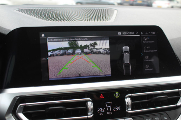 BMW 3 Serie Touring 330i High Executive Ed. M Sport / Trekhaak / Panoramadak / 360Camera / Head-up / Keyless / 19'' / Harman Kardon / Leder / Stuur+Stoelverwarming / Dodehoek / DAB / ACC
