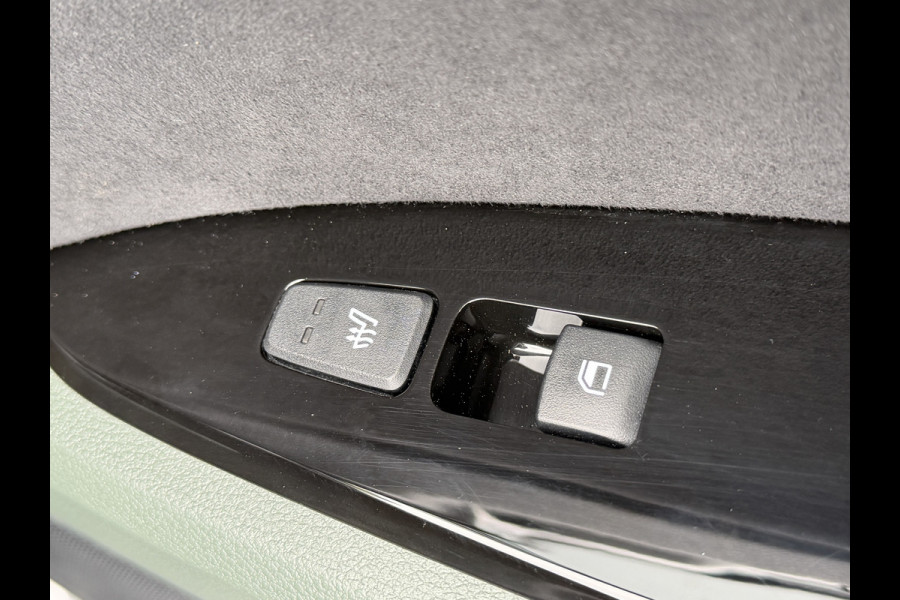 Kia Sportage 1.6 T-GDi Hybrid Dark Edition | Afnm. Trekhaak | LEER | Rijklaar!!