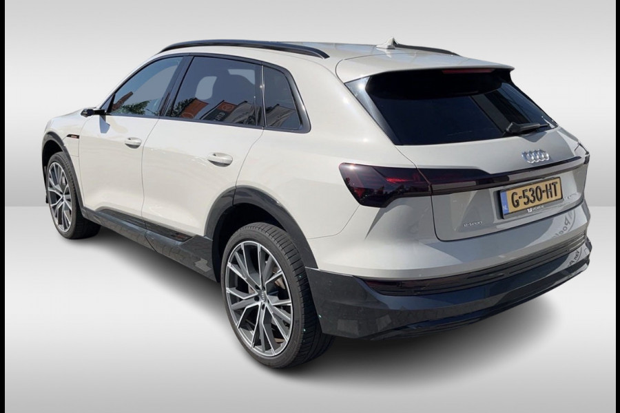 Audi e-tron e-tron 55 quattro advanced 95 kWh / SoH 91,3% / Trekhaak / Panoramadak / 360Camera / Keyless / 21'' / Matrix LED / B&O / CarPlay / Dodehoek / DAB / ACC