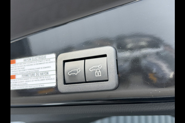 Toyota Yaris Cross 1.5 Hybrid 130 Launch Edition | Pano dak | Innovation Pack | 10 jr Garantie | Rijklaar!!!