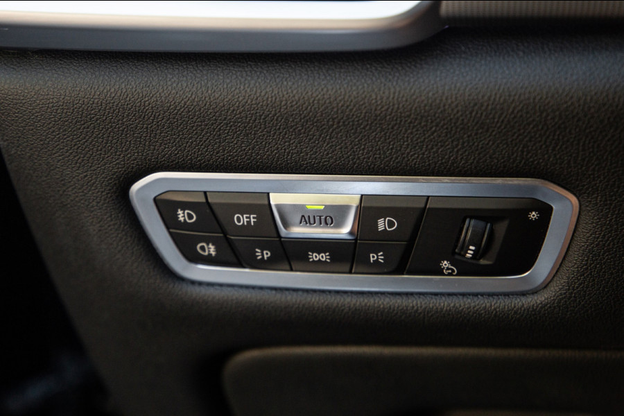 BMW X5 XDrive45e High Executive / Pano / Trekhaak / Stoelkoeling