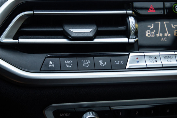 BMW X5 XDrive45e High Executive / Pano / Trekhaak / Stoelkoeling