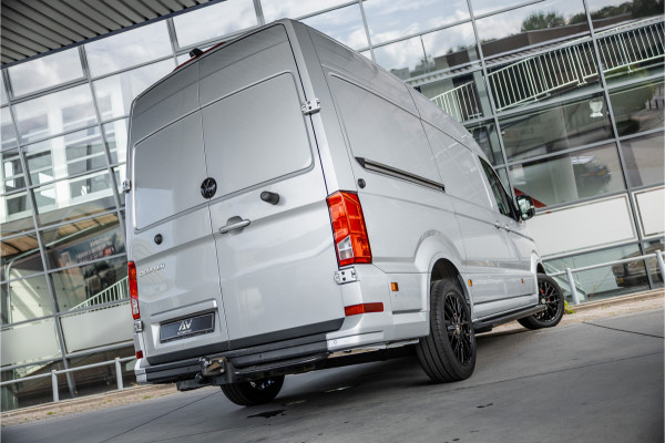 Volkswagen Crafter 2.0 TDI DSG L3H3 | Bi-Xenon | Trekhaak | Navigatie | CarPlay | Camera | 3-Zitter | Dealer onderhouden | 1e eigenaar | Nieuwe APK