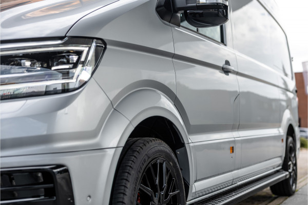 Volkswagen Crafter 2.0 TDI DSG L3H3 | Bi-Xenon | Trekhaak | Navigatie | CarPlay | Camera | 3-Zitter | Dealer onderhouden | 1e eigenaar | Nieuwe APK