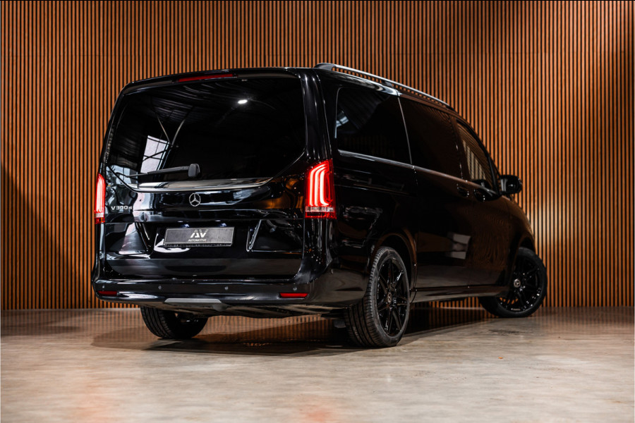 Mercedes-Benz V-Klasse 300d Lang | AMG | Memory seats | Stoelventilatie | 360 Camera | ACC | CarPlay | Navigatie | Lederen bekleding | DAB | Dodehoek | Trekhaak | Nieuwe APK | 2-Zitter | Enkel cabine