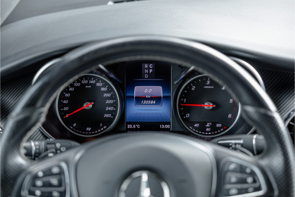 Mercedes-Benz V-Klasse 300d Lang | AMG | Memory seats | Stoelventilatie | 360 Camera | ACC | CarPlay | Navigatie | Lederen bekleding | DAB | Dodehoek | Trekhaak | Nieuwe APK | 2-Zitter | Enkel cabine