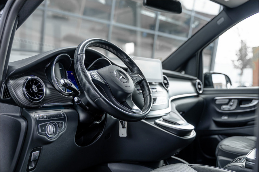 Mercedes-Benz V-Klasse 300d Lang | AMG | Memory seats | Stoelventilatie | 360 Camera | ACC | CarPlay | Navigatie | Lederen bekleding | DAB | Dodehoek | Trekhaak | Nieuwe APK | 2-Zitter | Enkel cabine