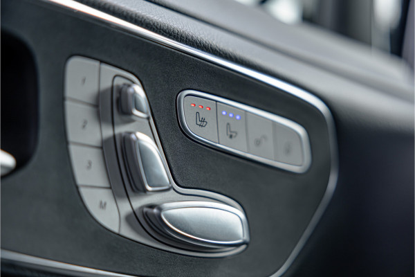 Mercedes-Benz V-Klasse 300d Lang | AMG | Memory seats | Stoelventilatie | 360 Camera | ACC | CarPlay | Navigatie | Lederen bekleding | DAB | Dodehoek | Trekhaak | Nieuwe APK | 2-Zitter | Enkel cabine