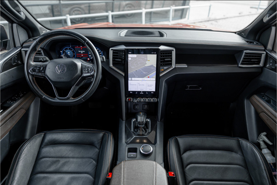 Volkswagen Amarok 3.0 TDI 4Motion PanAmericana | ACC | 360 Camera | Harman Kardon | Lederen bekleding | Blind spot | Standkachel | Navigatie | CarPlay | LED | Trekhaak | DAB | Dealer onderhouden | Grijs kenteken