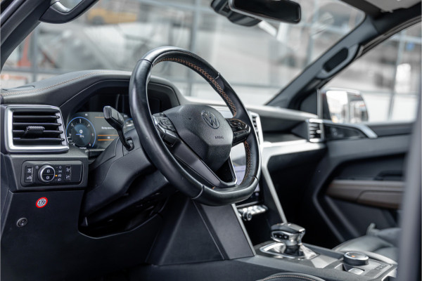 Volkswagen Amarok 3.0 TDI 4Motion PanAmericana | ACC | 360 Camera | Harman Kardon | Lederen bekleding | Blind spot | Standkachel | Navigatie | CarPlay | LED | Trekhaak | DAB | Dealer onderhouden | Grijs kenteken