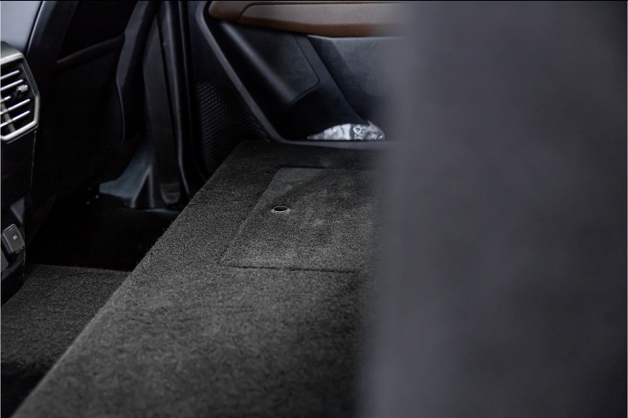Volkswagen Amarok 3.0 TDI 4Motion PanAmericana | ACC | 360 Camera | Harman Kardon | Lederen bekleding | Blind spot | Standkachel | Navigatie | CarPlay | LED | Trekhaak | DAB | Dealer onderhouden | Grijs kenteken