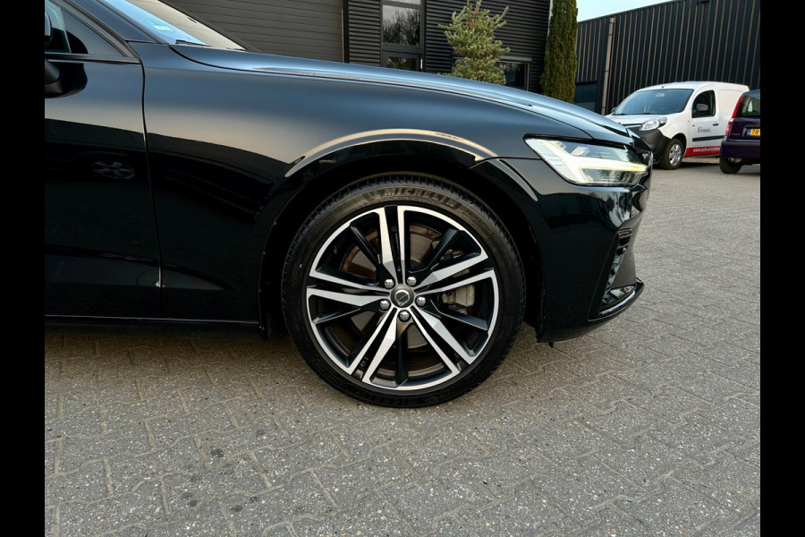 Volvo V60 2.0 T5 R-Design standkachel, camera,carplay, trekhaak