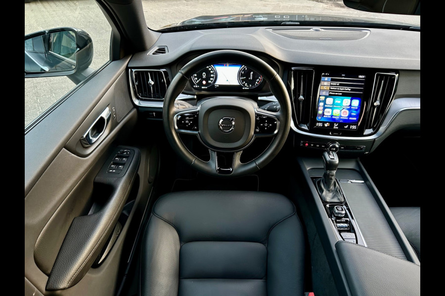 Volvo V60 2.0 T5 R-Design standkachel, camera,carplay, trekhaak