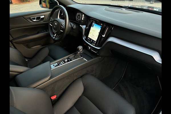 Volvo V60 2.0 T5 R-Design standkachel, camera,carplay, trekhaak