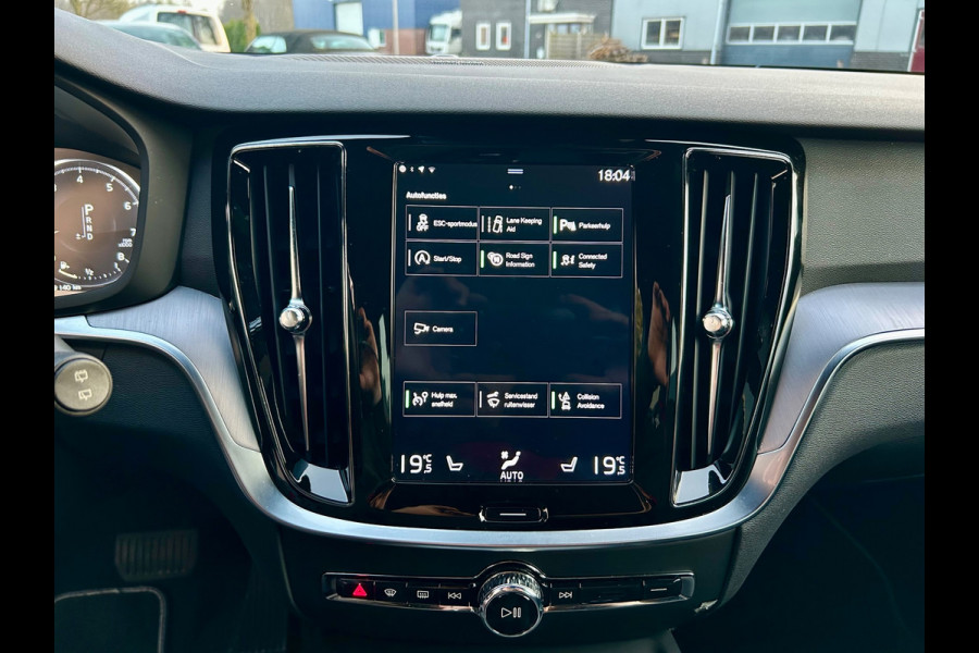 Volvo V60 2.0 T5 R-Design standkachel, camera,carplay, trekhaak