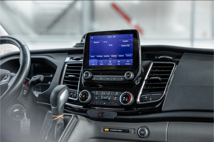 Ford Transit Custom 320 2.0 TDCI L2H1 Platinum Edition DC | Marge | BTW & BPM Vrij | Dubbel cabine | Bi-Xenon | CarPlay | Camera | Navigatie | Leder | Stoelverwarming | Nieuwe APK | Orig. NL auto