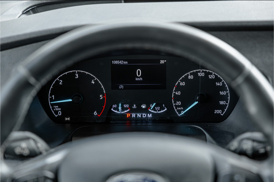 Ford Transit Custom 320 2.0 TDCI L2H1 Platinum Edition DC | Marge | BTW & BPM Vrij | Dubbel cabine | Bi-Xenon | CarPlay | Camera | Navigatie | Leder | Stoelverwarming | Nieuwe APK | Orig. NL auto