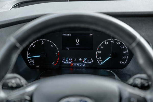 Ford Transit Custom 320 2.0 TDCI L2H1 Platinum Edition DC | Marge | BTW & BPM Vrij | Dubbel cabine | Bi-Xenon | CarPlay | Camera | Navigatie | Leder | Stoelverwarming | Nieuwe APK | Orig. NL auto