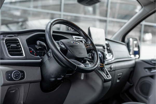 Ford Transit Custom 320 2.0 TDCI L2H1 Platinum Edition DC | Marge | BTW & BPM Vrij | Dubbel cabine | Bi-Xenon | CarPlay | Camera | Navigatie | Leder | Stoelverwarming | Nieuwe APK | Orig. NL auto