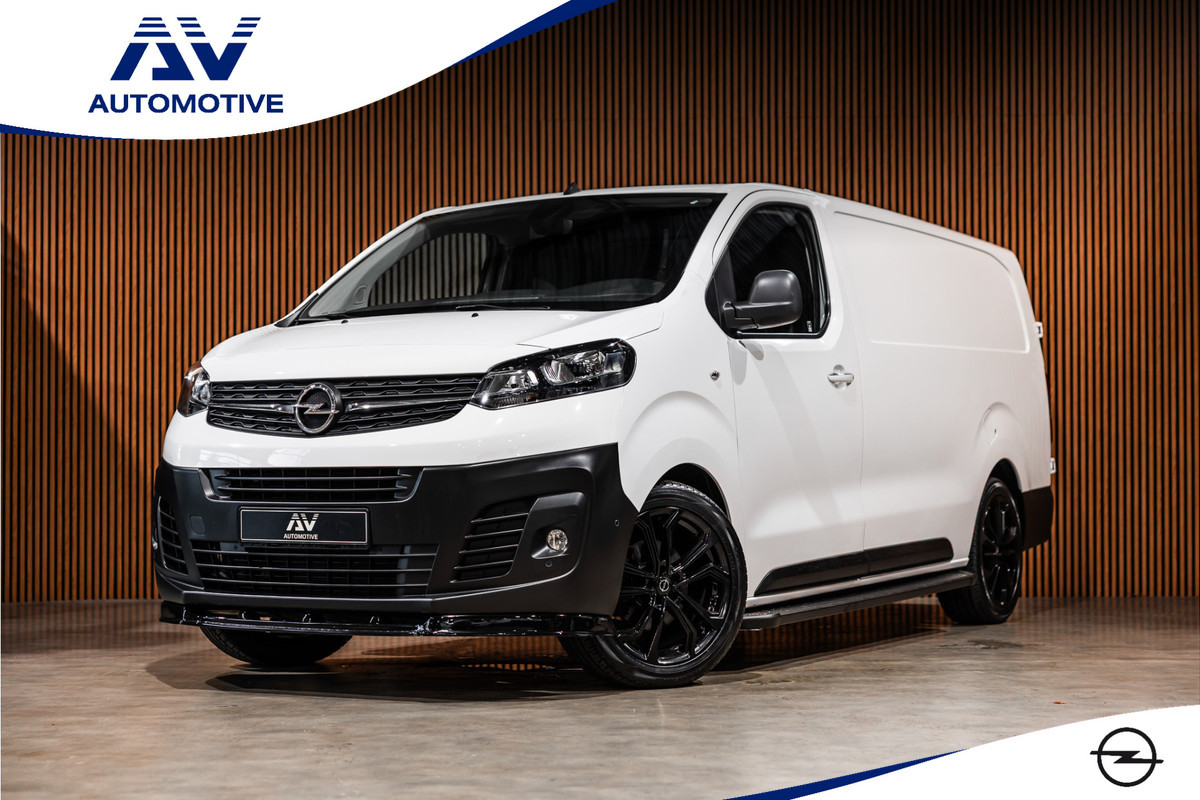 Opel Vivaro 2.0 CDTI L3H1 XL Edition | Automaat | CarPlay | Camera | Stoelverwarming | Trekhaak | F1 Flippers | Cruise control | Bedrijfswageninrichting | 3-Zitter | Nieuwe APK