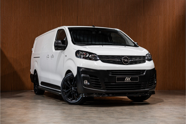 Opel Vivaro 2.0 CDTI L3H1 XL Edition | Automaat | CarPlay | Camera | Stoelverwarming | Trekhaak | F1 Flippers | Cruise control | Bedrijfswageninrichting | 3-Zitter | Nieuwe APK