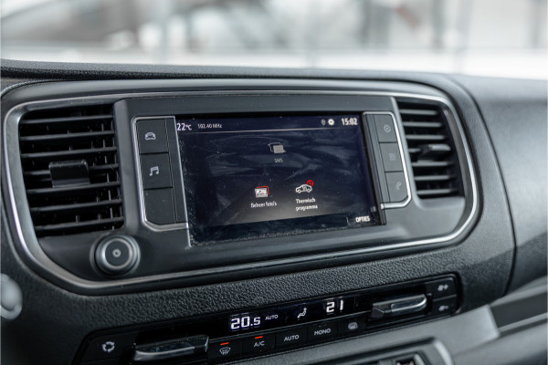 Opel Vivaro 2.0 CDTI L3H1 XL Edition | Automaat | CarPlay | Camera | Stoelverwarming | Trekhaak | F1 Flippers | Cruise control | Bedrijfswageninrichting | 3-Zitter | Nieuwe APK