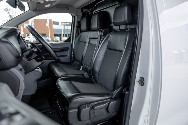 Opel Vivaro 2.0 CDTI L3H1 XL Edition | Automaat | CarPlay | Camera | Stoelverwarming | Trekhaak | F1 Flippers | Cruise control | Bedrijfswageninrichting | 3-Zitter | Nieuwe APK