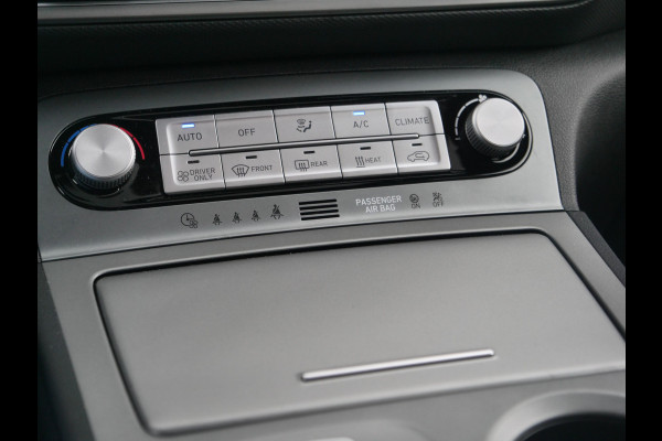 Hyundai Kona EV Premium Sky 64 kWh | schuifdak | leder | krell sound | slechts 36.000km..