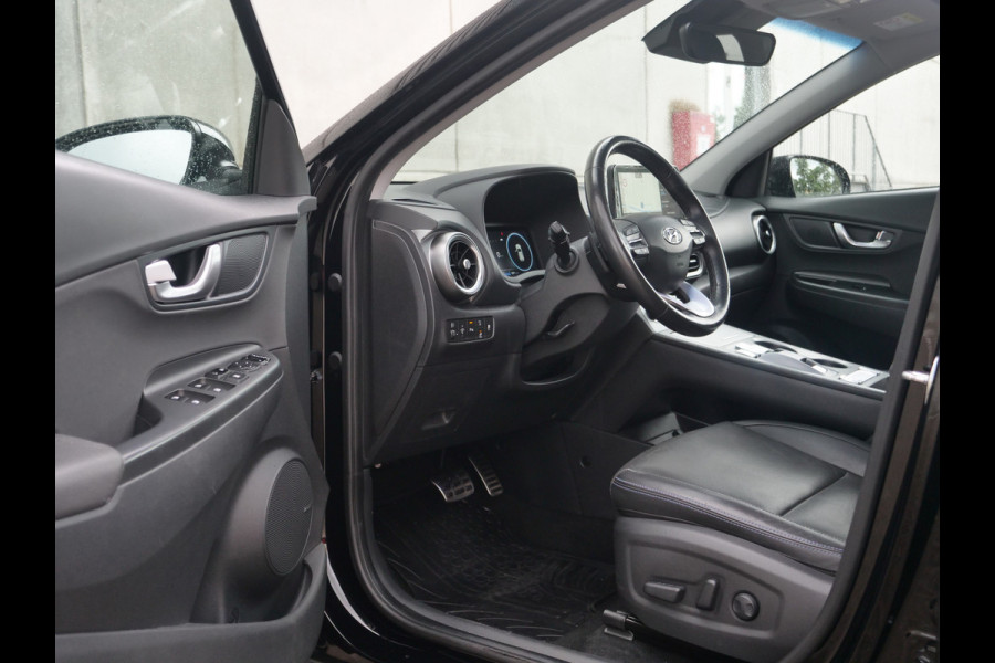 Hyundai Kona EV Premium Sky 64 kWh | schuifdak | leder | krell sound | slechts 36.000km..