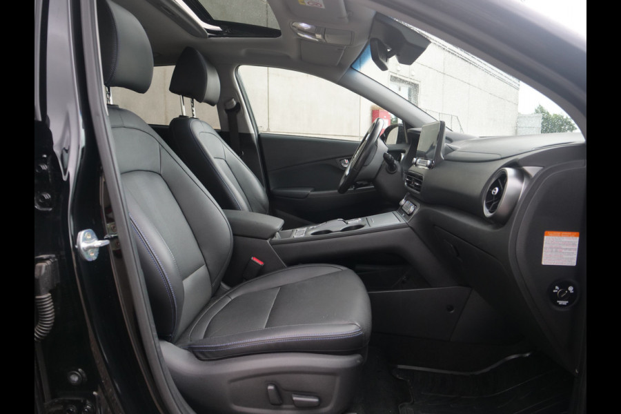 Hyundai Kona EV Premium Sky 64 kWh | schuifdak | leder | krell sound | slechts 36.000km..
