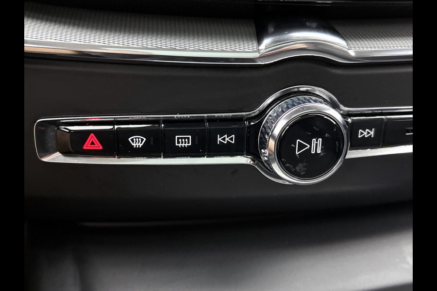 Volvo XC60 2.0 T6 Plug-in LongRange SOH 100% / AWD Plus Bright / Panoramadak / Pdc+Camera / NL.Auto / Stoel-Stuurverwarming / Apk 02-2027