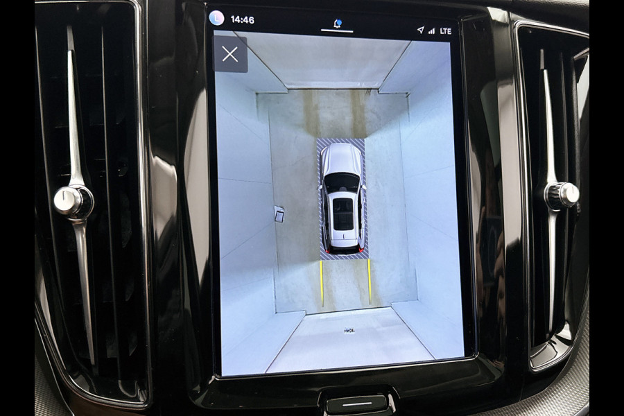 Volvo XC60 2.0 T6 Plug-in LongRange SOH 100% / AWD Plus Bright / Panoramadak / Pdc+Camera / NL.Auto / Stoel-Stuurverwarming / Apk 02-2027