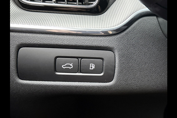 Volvo XC60 2.0 T6 Plug-in LongRange SOH 100% / AWD Plus Bright / Panoramadak / Pdc+Camera / NL.Auto / Stoel-Stuurverwarming / Apk 02-2027