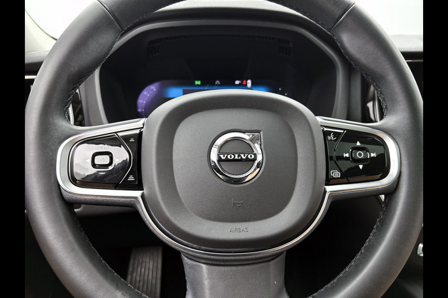 Volvo XC60 2.0 T6 Plug-in LongRange SOH 100% / AWD Plus Bright / Panoramadak / Pdc+Camera / NL.Auto / Stoel-Stuurverwarming / Apk 02-2027
