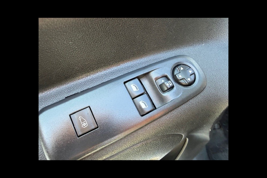 Peugeot Partner 1.5 BlueHDI Premium AIRCO I APPLE CARPLAY I 2 SCHUIFDEUREN I AUOMAAT I 1e EIGENAAR I VOLLEDIGE ONDERHOUDSHISTORIE VOOR 250 EURO EXTRA MET IMPERIAAL