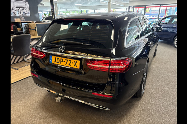 Mercedes-Benz E-Klasse Estate 300 e AMG Line / Panoramadak / Wide screen / Face lift / Trekhaak / Navigatie / Camera