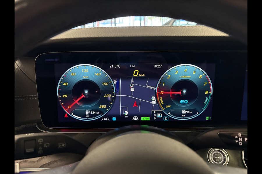 Mercedes-Benz E-Klasse Estate 300 e AMG Line / Panoramadak / Wide screen / Face lift / Trekhaak / Navigatie / Camera