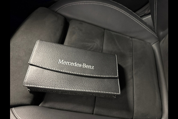 Mercedes-Benz E-Klasse Estate 300 e AMG Line / Panoramadak / Wide screen / Face lift / Trekhaak / Navigatie / Camera