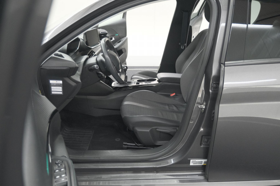 Peugeot 208 PureTech 100 Allure Pack | Parkeersensoren | Apple Carplay | Stoelverwarming