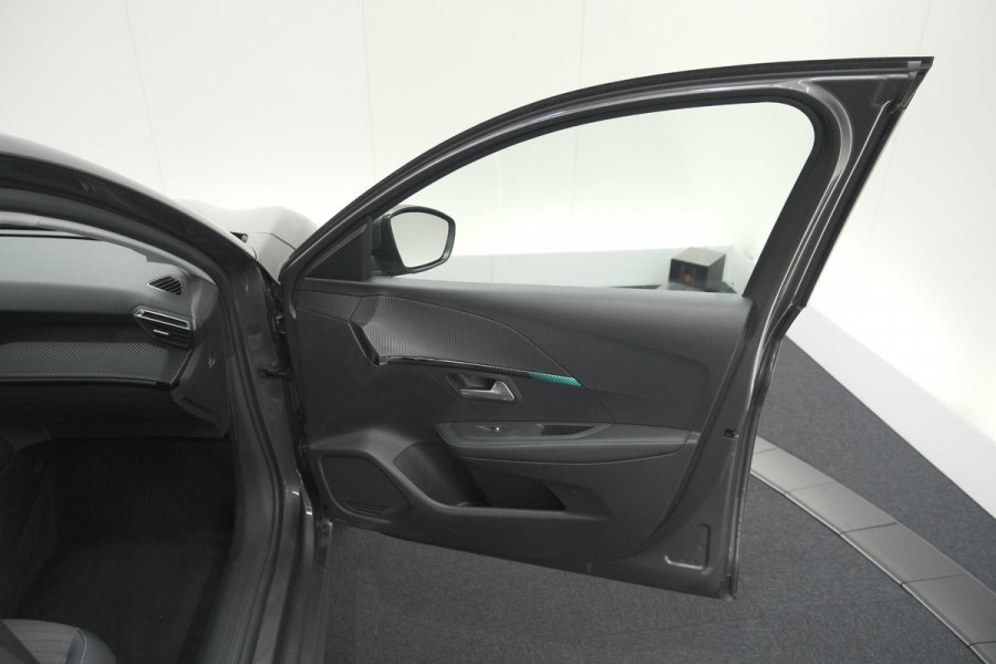 Peugeot 208 PureTech 100 Allure Pack | Parkeersensoren | Apple Carplay | Stoelverwarming