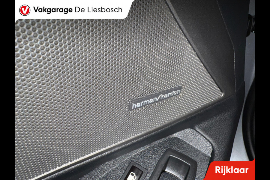 BMW 3 Serie Touring 330e xDrive M-pakket facelift / Panorama-dak / head-up / 360 camera / Harman-Kardon