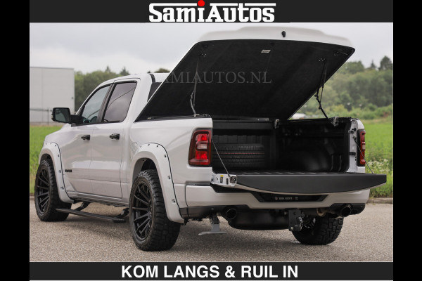 Dodge Ram HUD | 420PK | LUCHTVERING | PANO | PASSAGIERSSCHERM | BOM EN BOM VOL | Comfortabele Dubbele Cabine met Royale 5 Zitplaatsen | DODGE RAM PREMIUM LARAMIE EDITION | Voorraad Nr 2230 - 8765 | De specialist in Amerikaanse pick‑ups in Nederland en Europa.