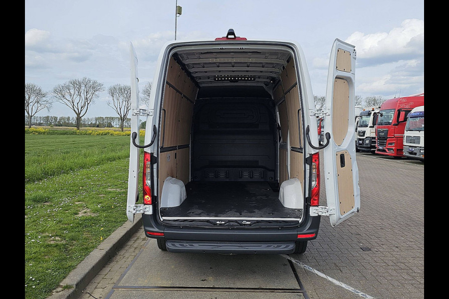 Mercedes-Benz Sprinter 317 L2H2 RWD Mbux 10 LED Navi Automaat PDC Airco Camera BPM VRIJ Euro6 170 PK!