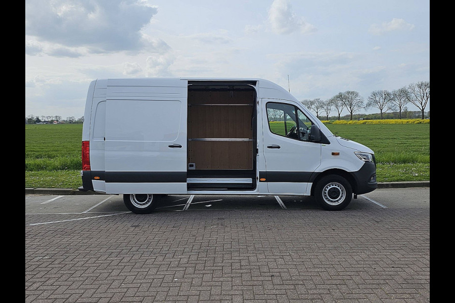 Mercedes-Benz Sprinter 317 L2H2 RWD Mbux 10 LED Navi Automaat PDC Airco Camera BPM VRIJ Euro6 170 PK!