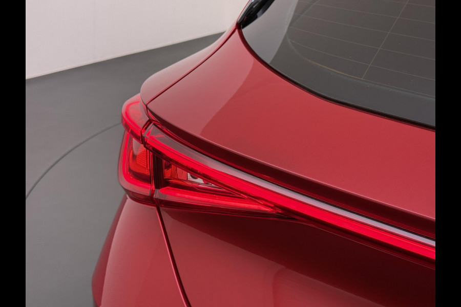 Seat Leon 1.5 eTSI FR VAN:22.900,- VOOR:19.877,- UW HERFSTVOORDEEL:3.023,- 150PK | STOEL + STUURVERWARMING |ACHTERUIT RIJ CAMERA | KEYLESS | DODEHOEK | APPLECARPLAY\AINDROID AUTO | TREKHAAK | RIJKLAAR GELEVERD MET 12 MND BOVAG GARANTIE | ADAP. CRUISE |