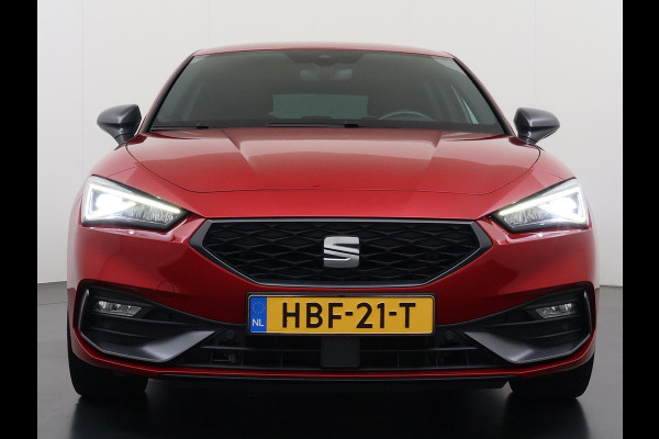 Seat Leon 1.5 eTSI FR VAN:22.900,- VOOR:19.877,- UW HERFSTVOORDEEL:3.023,- 150PK | STOEL + STUURVERWARMING |ACHTERUIT RIJ CAMERA | KEYLESS | DODEHOEK | APPLECARPLAY\AINDROID AUTO | TREKHAAK | RIJKLAAR GELEVERD MET 12 MND BOVAG GARANTIE | ADAP. CRUISE |