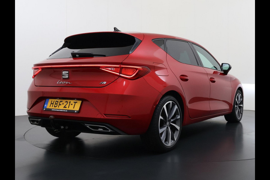 Seat Leon 1.5 eTSI FR VAN:22.900,- VOOR:19.877,- UW HERFSTVOORDEEL:3.023,- 150PK | STOEL + STUURVERWARMING |ACHTERUIT RIJ CAMERA | KEYLESS | DODEHOEK | APPLECARPLAY\AINDROID AUTO | TREKHAAK | RIJKLAAR GELEVERD MET 12 MND BOVAG GARANTIE | ADAP. CRUISE |