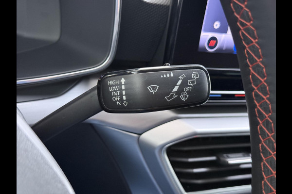 Seat Leon 1.5 eTSI FR VAN:22.900,- VOOR:19.877,- UW HERFSTVOORDEEL:3.023,- 150PK | STOEL + STUURVERWARMING |ACHTERUIT RIJ CAMERA | KEYLESS | DODEHOEK | APPLECARPLAY\AINDROID AUTO | TREKHAAK | RIJKLAAR GELEVERD MET 12 MND BOVAG GARANTIE | ADAP. CRUISE |