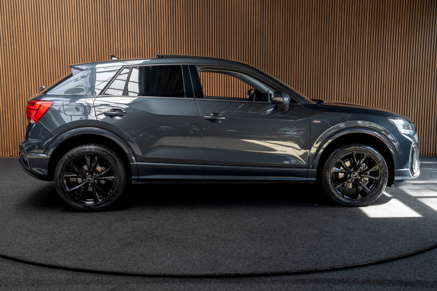 Audi Q2 35 TFSI S-Line Panodak Virtual Camera Leder Navi ACC Climate LM velgen PDC